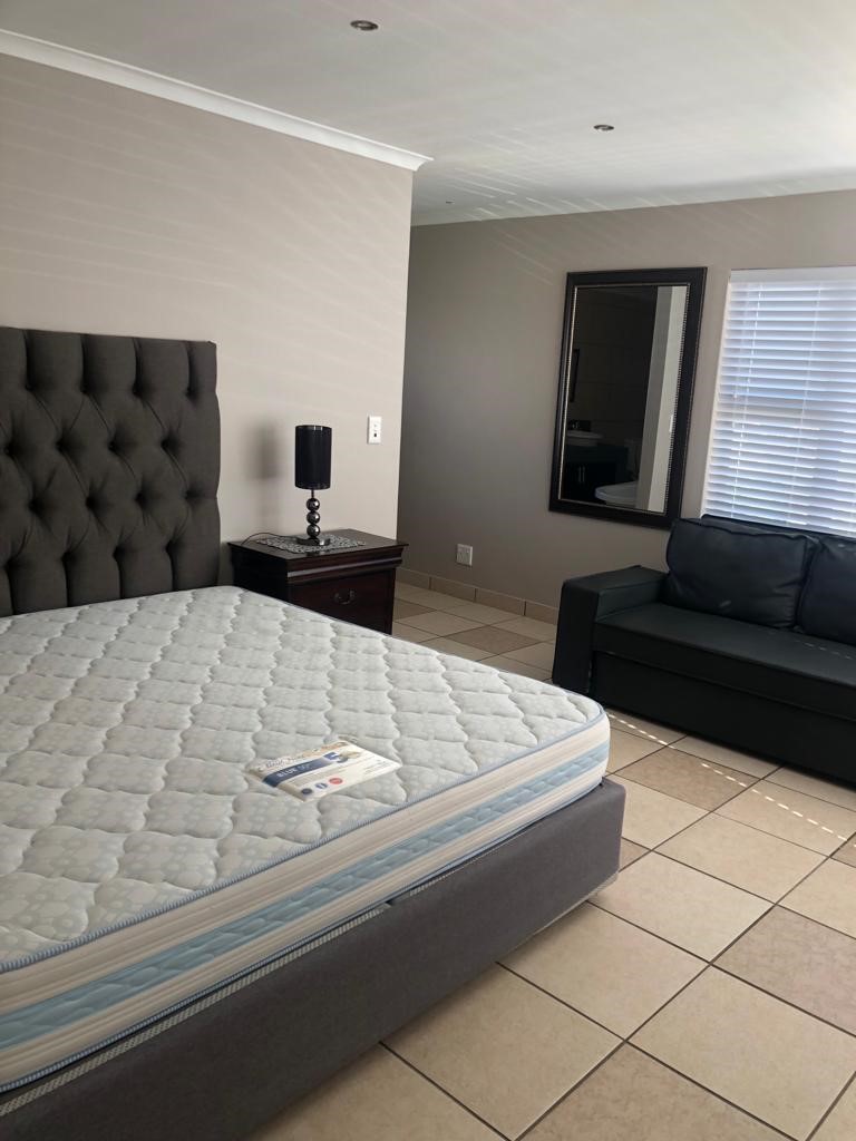 To Let 3 Bedroom Property for Rent in Myburgh Park Western Cape